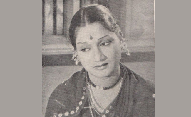 vara-lakshmmi1.jpg 16