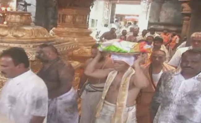 thirumanjanam-seva-tirumala.jpg