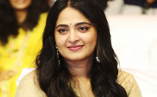 anushka-shetty.jpg