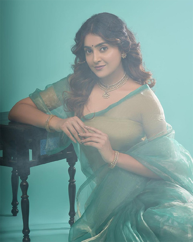 avantika_20mishra_20new_20photos-10.jpg 10