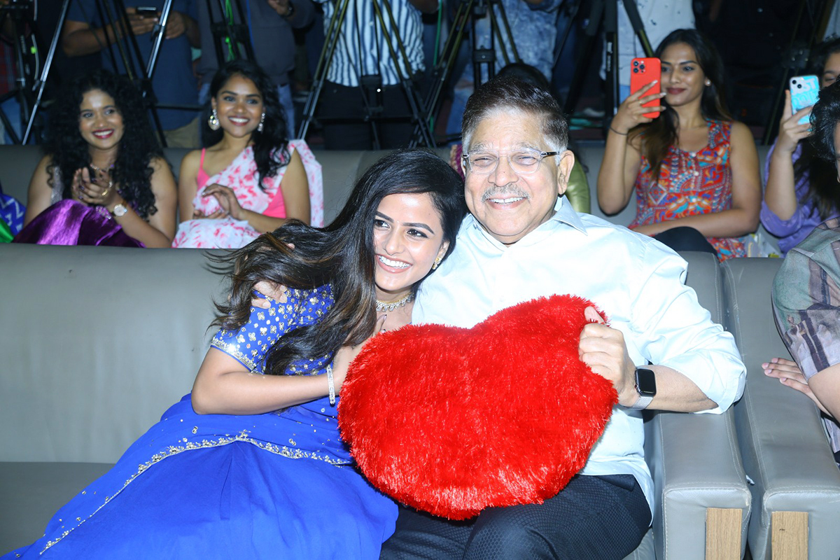 Baby_20Movie_20Pre_20Release_20Event_20Pics-2.jpg 2