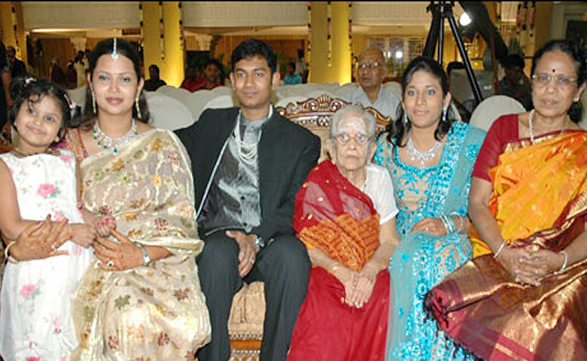 Chiranjeevi_20Daughter_20Sushmita_20Marriage_20Photos_14.jpg 14