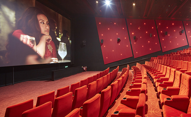 multiplex_rates_cut.jpg