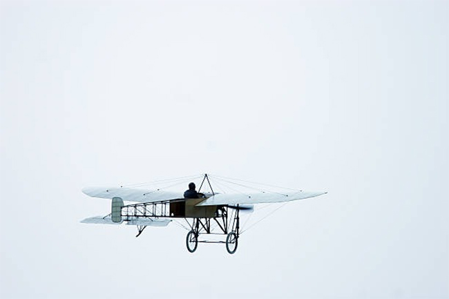Interesting_20facts_20about_20evolution_20of_20flight-11.jpg 11