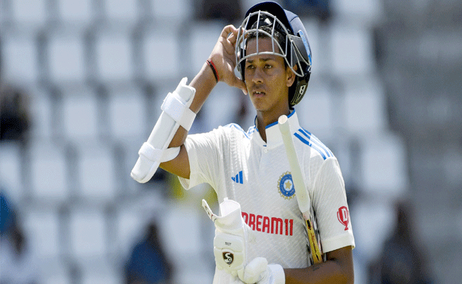 ind-vs-wi-yashasvi-jaiswal.gif