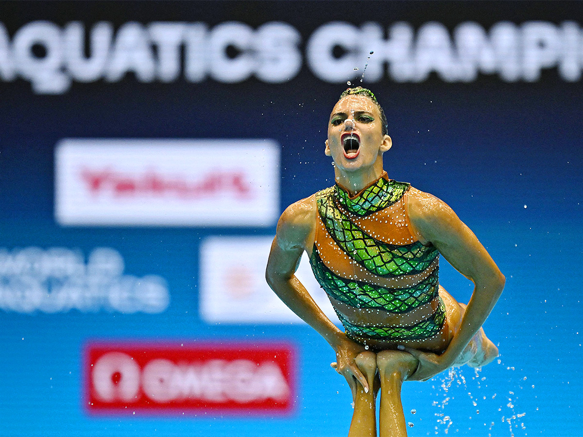 acrobatic_20of_20artistic_20swimming_20at_20the_20World_20Swimming_20Championships_20in_20Fukuoka_2CJapan-16.jpg 15