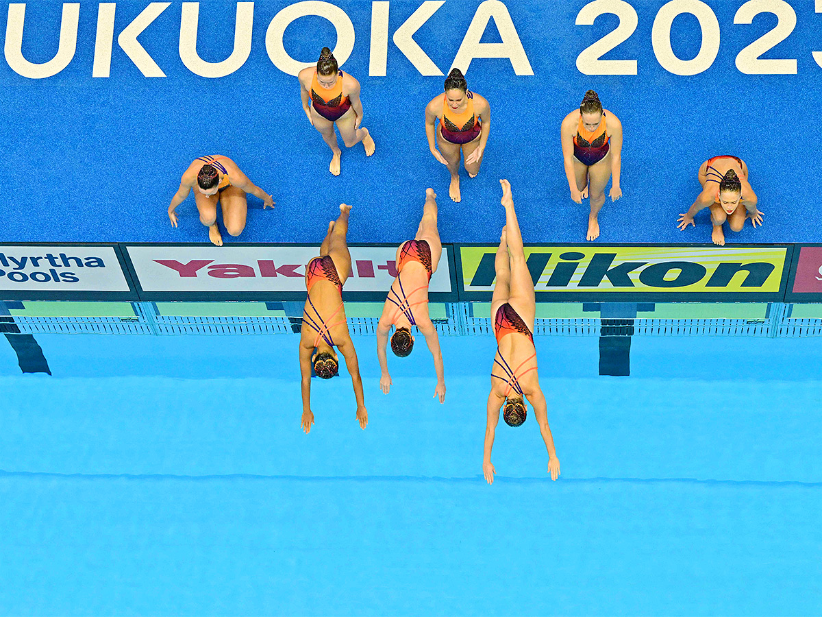 acrobatic_20of_20artistic_20swimming_20at_20the_20World_20Swimming_20Championships_20in_20Fukuoka_2CJapan-33.jpg 31