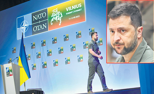 13UKRAINE.gif