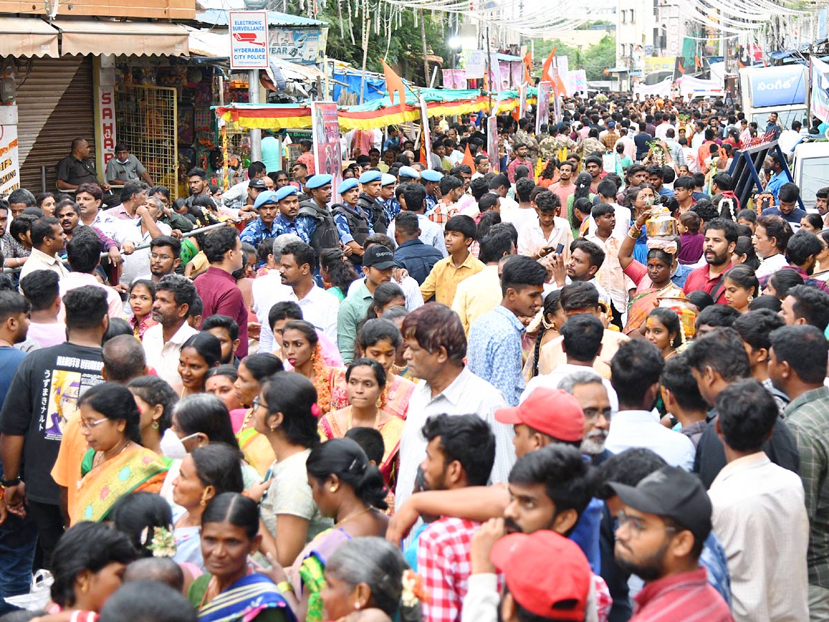 Hyderabad_20Bonalu_20Celebrations_202023_20Photos_18.jpg 18
