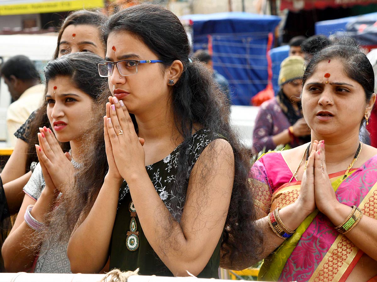 Hyderabad_20Bonalu_20Celebrations_202023_20Photos_27.jpg 27