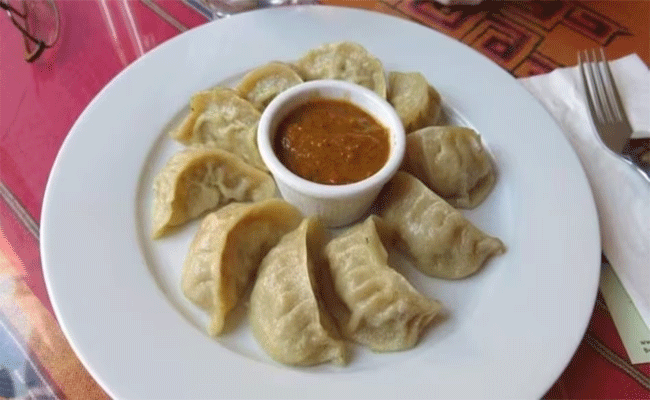 momos.gif