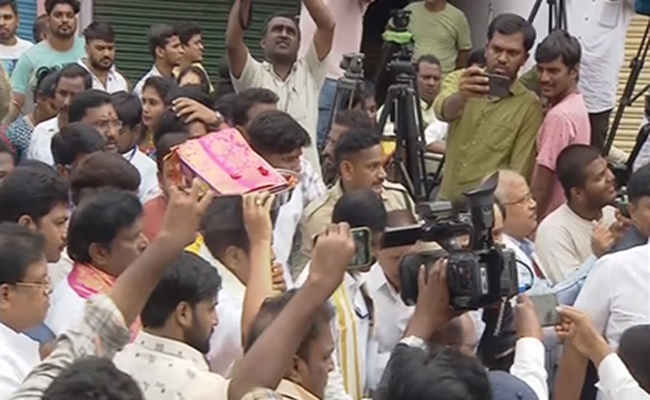 talasani-bonalu.jpg