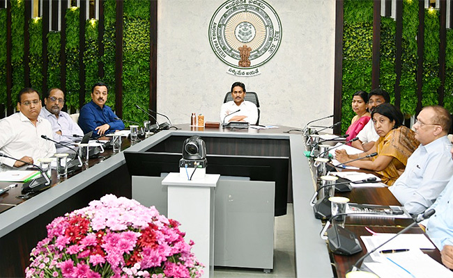 CM-Jagan-Reddy-Reviews-On-AP-Income_1.jpg