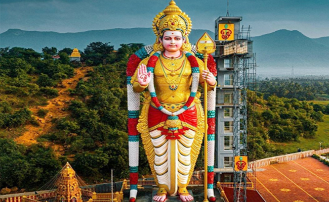 Lord_20Murugan_20Statue.jpg 6