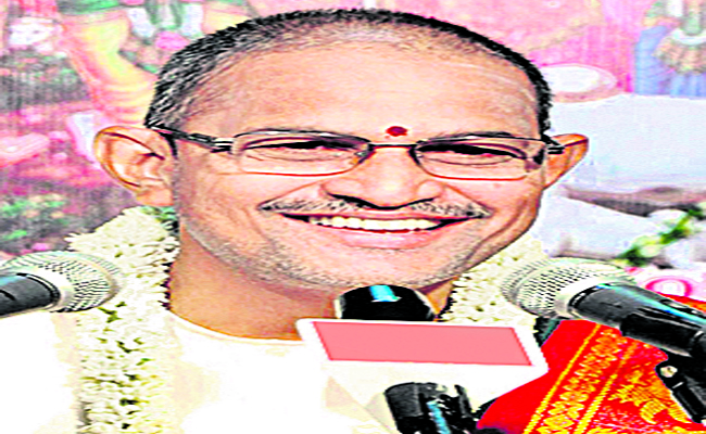 chaganti_20pic_0.jpg