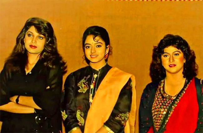 Actress_20Soundarya_20Birth_20Anniversary_202023_20Rare_20Photos-8.jpg 8