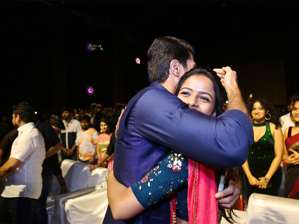 Baby_20Movie_20Success_20Celebrations_20Pics-19.jpg 18