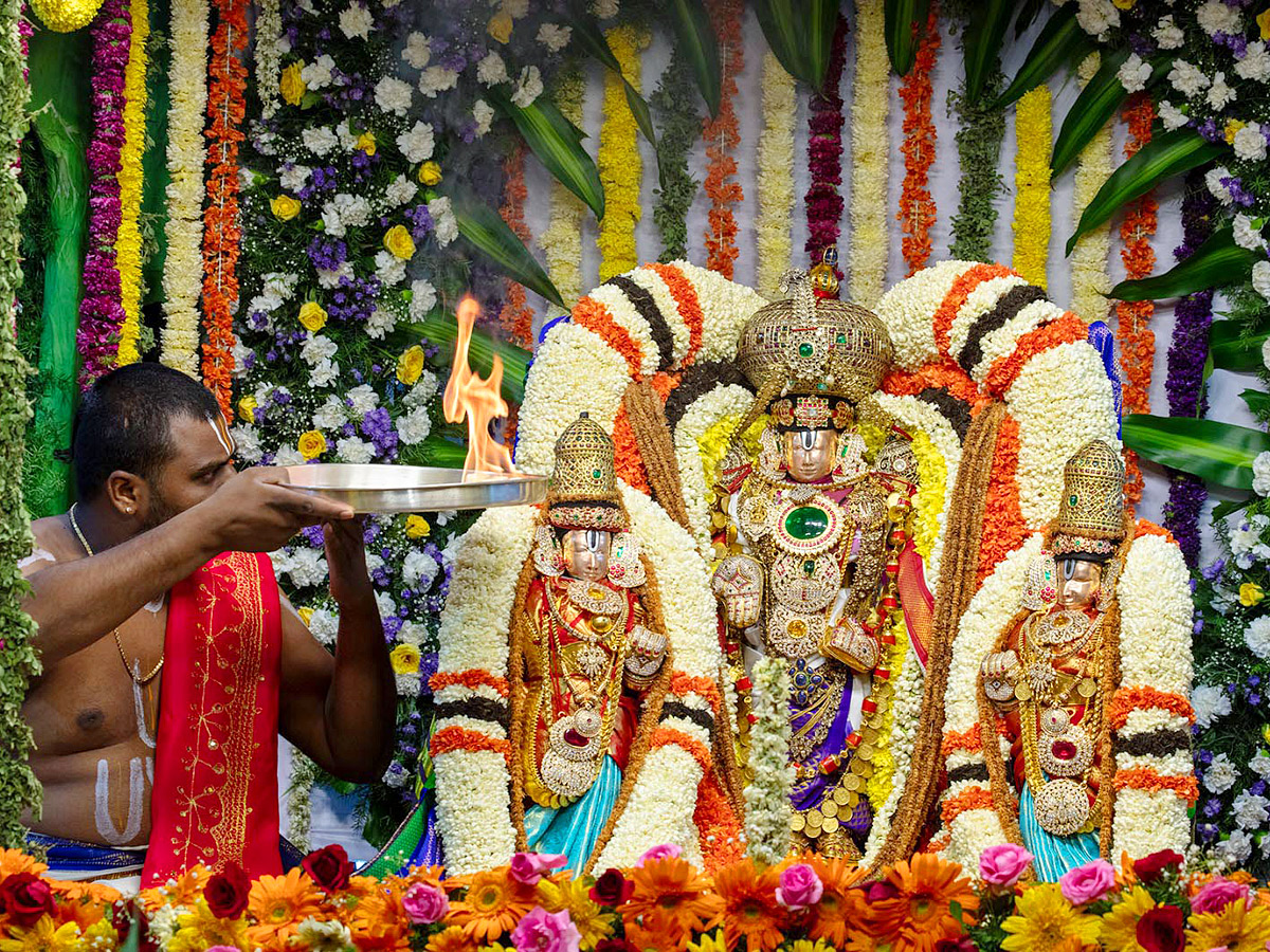 Tirumala_20Temple_20Ainavara_20Asthanam_202023_20Photos-4.jpg 4
