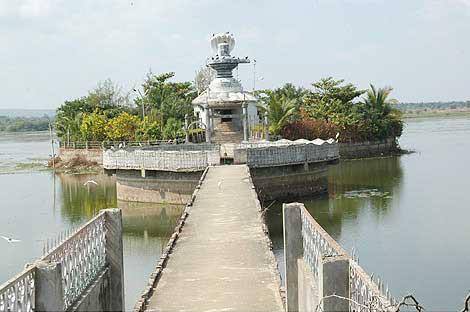 chenur_20shivalayam.jpg