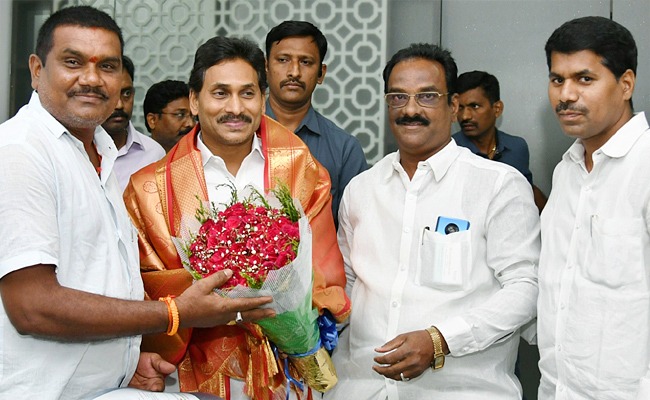 ysjagan_img.jpeg