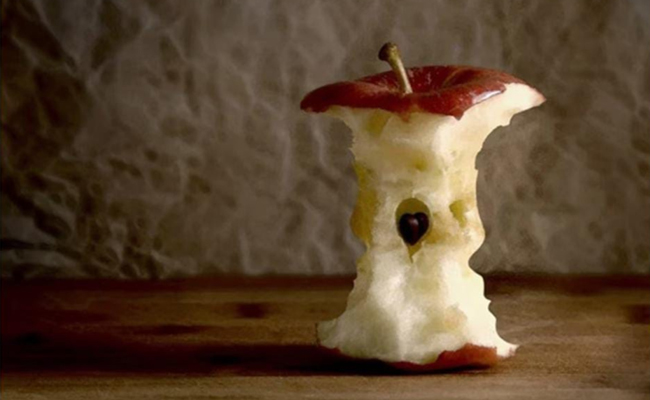 Apple.jpg