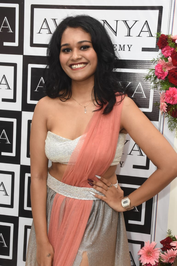 avaanya-nail.jpg 4