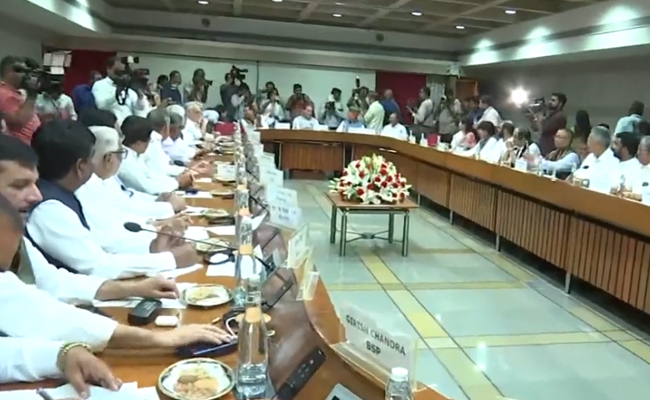 meeting.jpg
