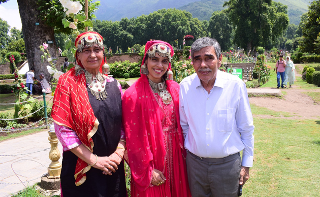 saina-nehwal-parents.jpg 2
