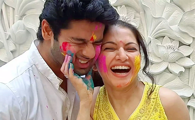 Bhagyashree_20With_20Her_20Son_20Abhimanyu_20Photos_10.jpg 11