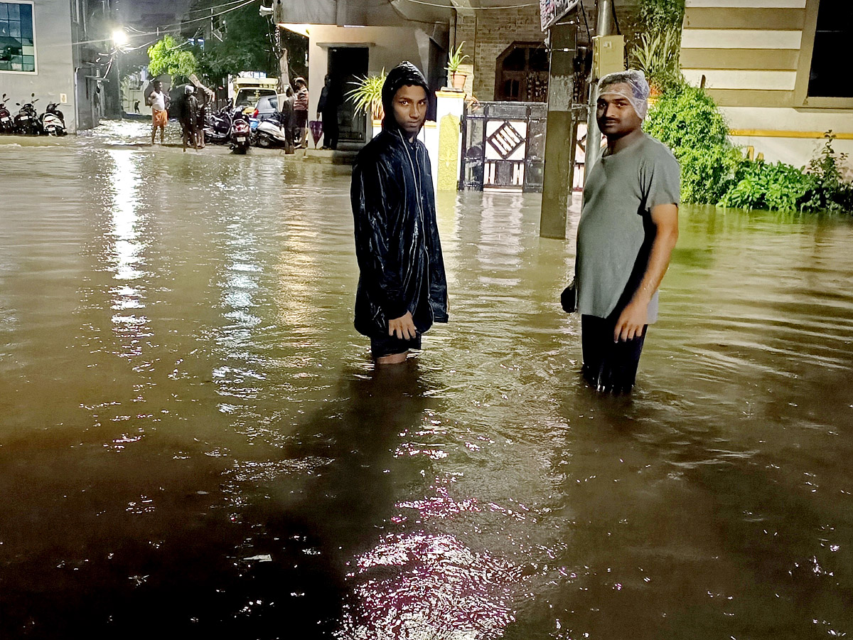 Heavy_20Rains_20in_20Hyderabad_20Photos_28.jpg 29