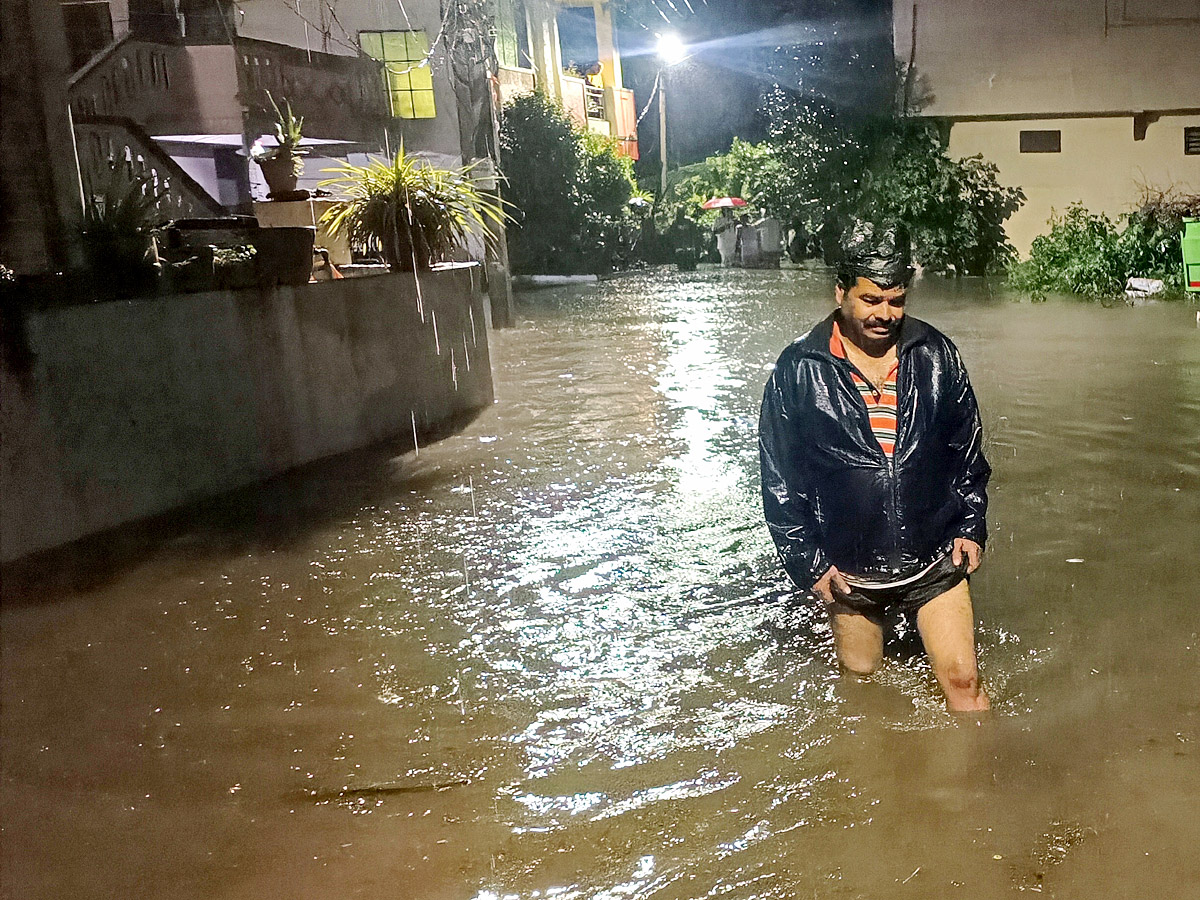 Heavy_20Rains_20in_20Hyderabad_20Photos_30.jpg 31