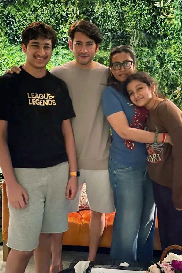 MB_FAM_6.jpg 6