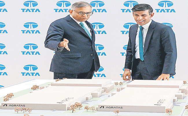 RISHI-SUNAK-TATA.gif