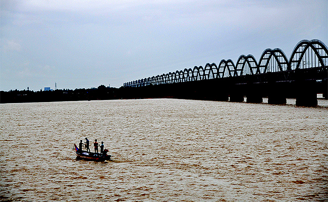 heavy-rains-in-andhra-pradesh-pics-2.jpg
