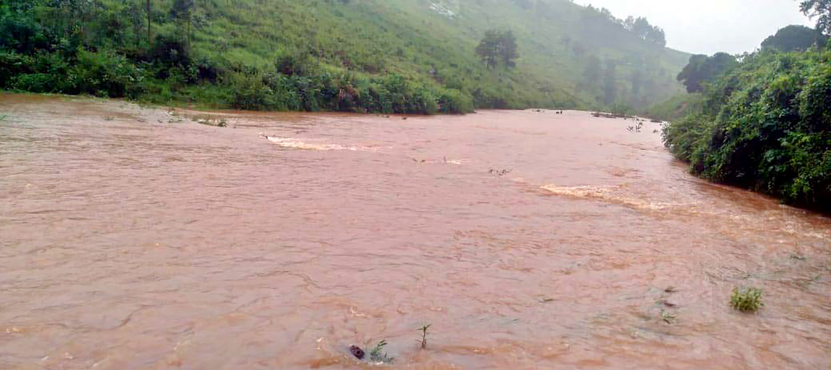heavy_20rains_20in_20andhra_20pradesh_20pics-10.jpg 10