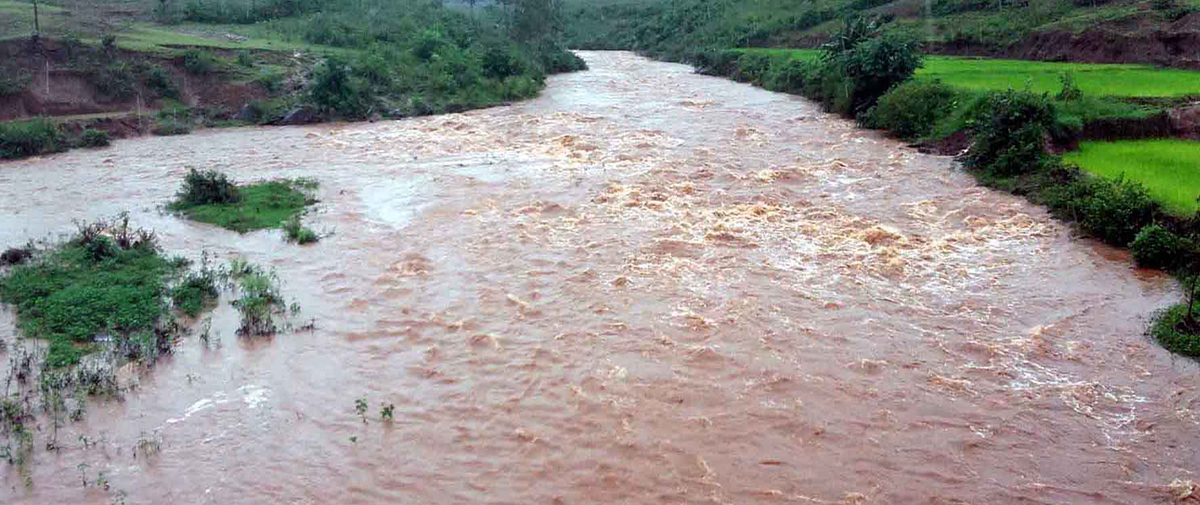 heavy_20rains_20in_20andhra_20pradesh_20pics-11.jpg 11