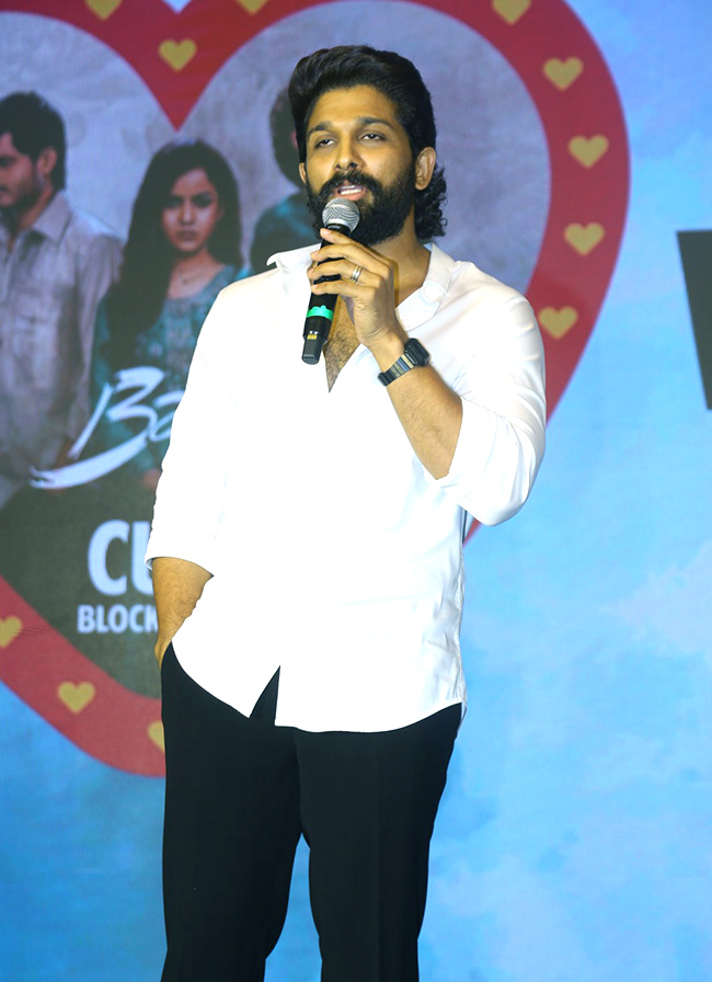 Tollywood_20Actor_20Allu_20Arjun_20New_20Photos-12.jpg 12