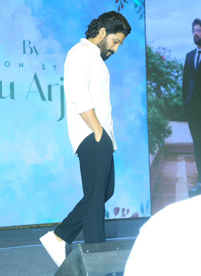 Tollywood_20Actor_20Allu_20Arjun_20New_20Photos-22.jpg 21
