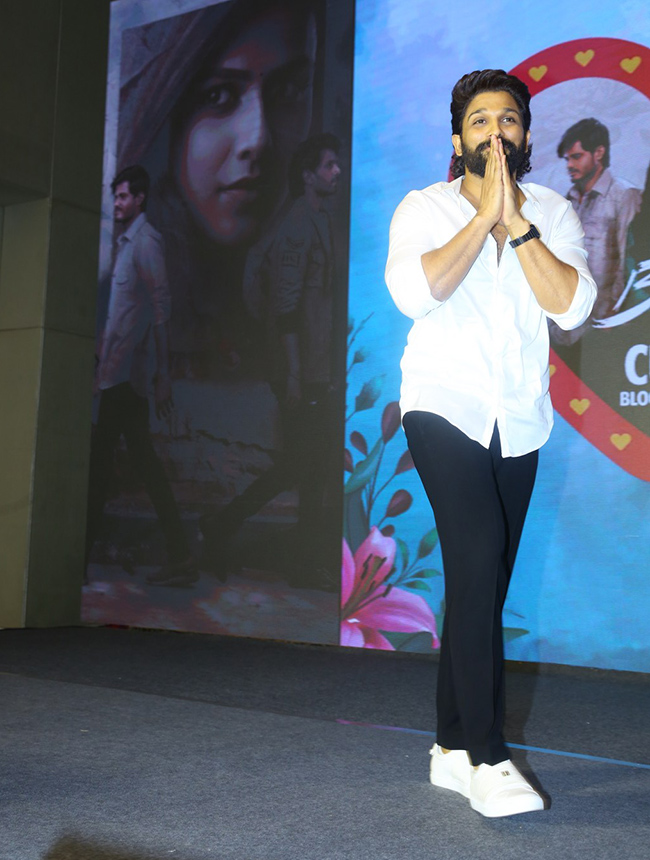 Tollywood_20Actor_20Allu_20Arjun_20New_20Photos-29.jpg 27