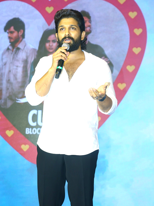 Tollywood_20Actor_20Allu_20Arjun_20New_20Photos-35.jpg 32