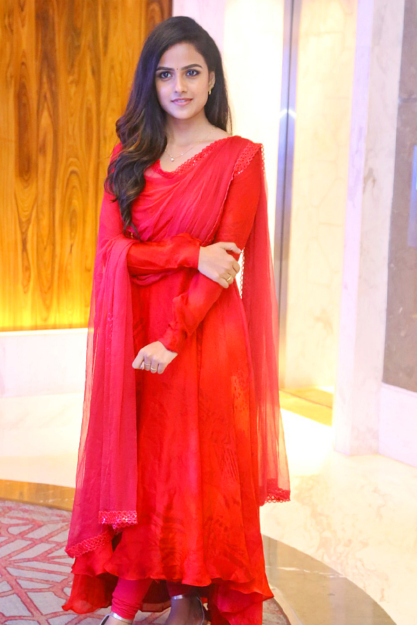 Vaishnavi_20Chaitanya_20Stills_20in_20Baby_20Appreciation_20Meet_20Photos_19.jpg 20