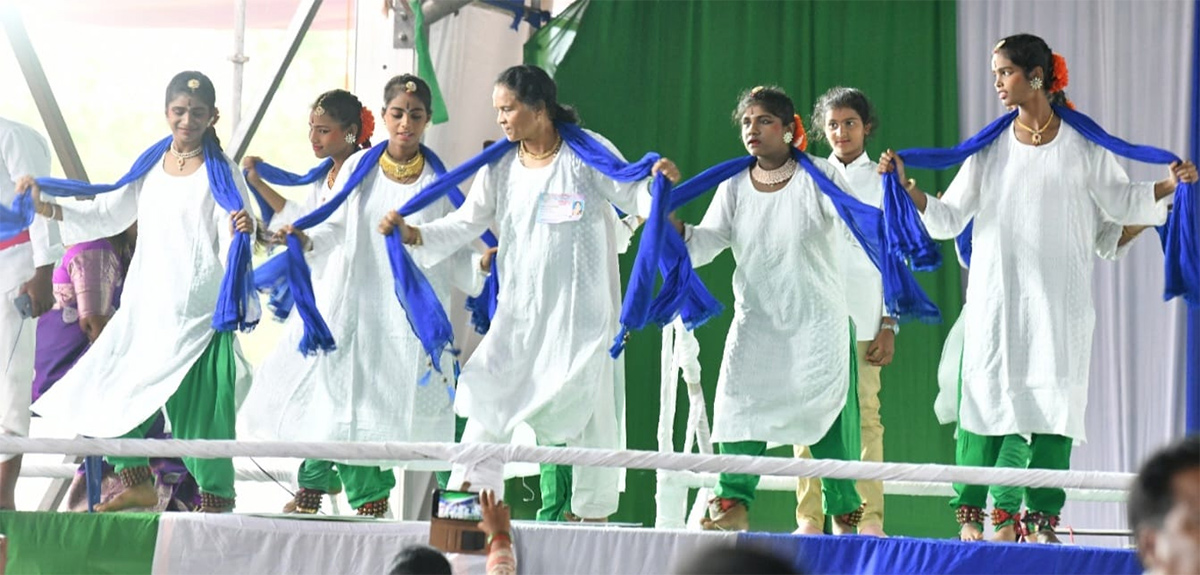 ysr_20nethanna_20nestham_20program_20Tirupati_20district_20Pics-11.jpg 11