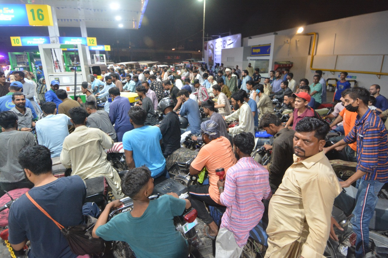 Petrol-Bunk.jpeg