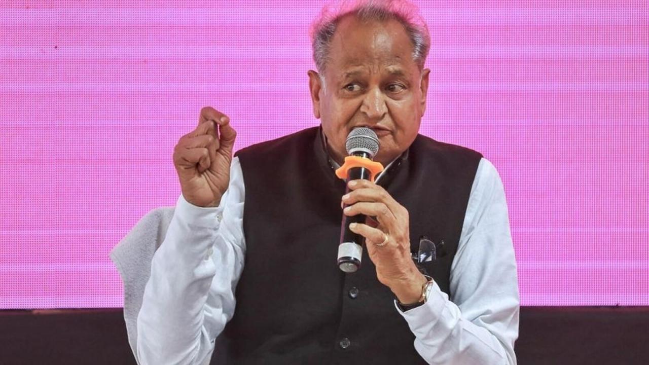Rajasthan-chief-minister-Ashok-Gehlot.jpg