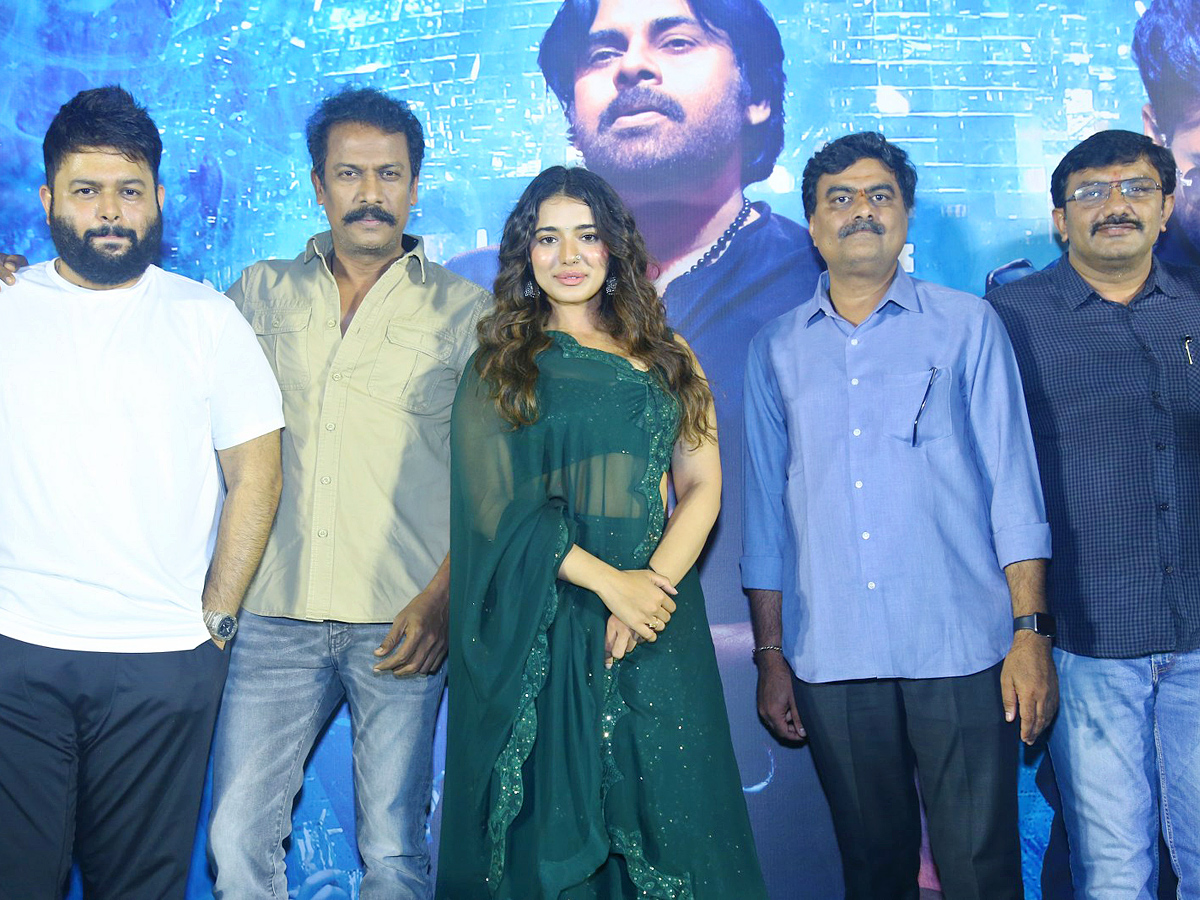 Bro_20Movie_20Trailer_20Launch_20at_20DEVI_2070MM_20At_20Hyderabad_20Photos_3.jpg 9