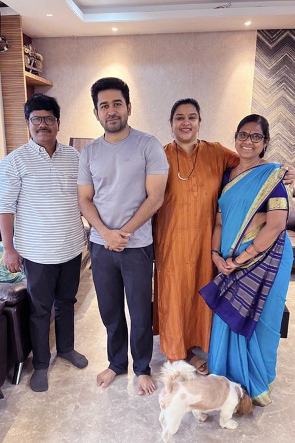 Vijay_14.jpg 15