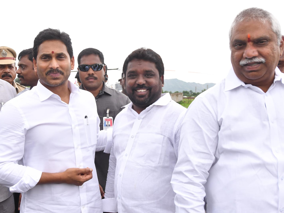 malladi.jpg 13