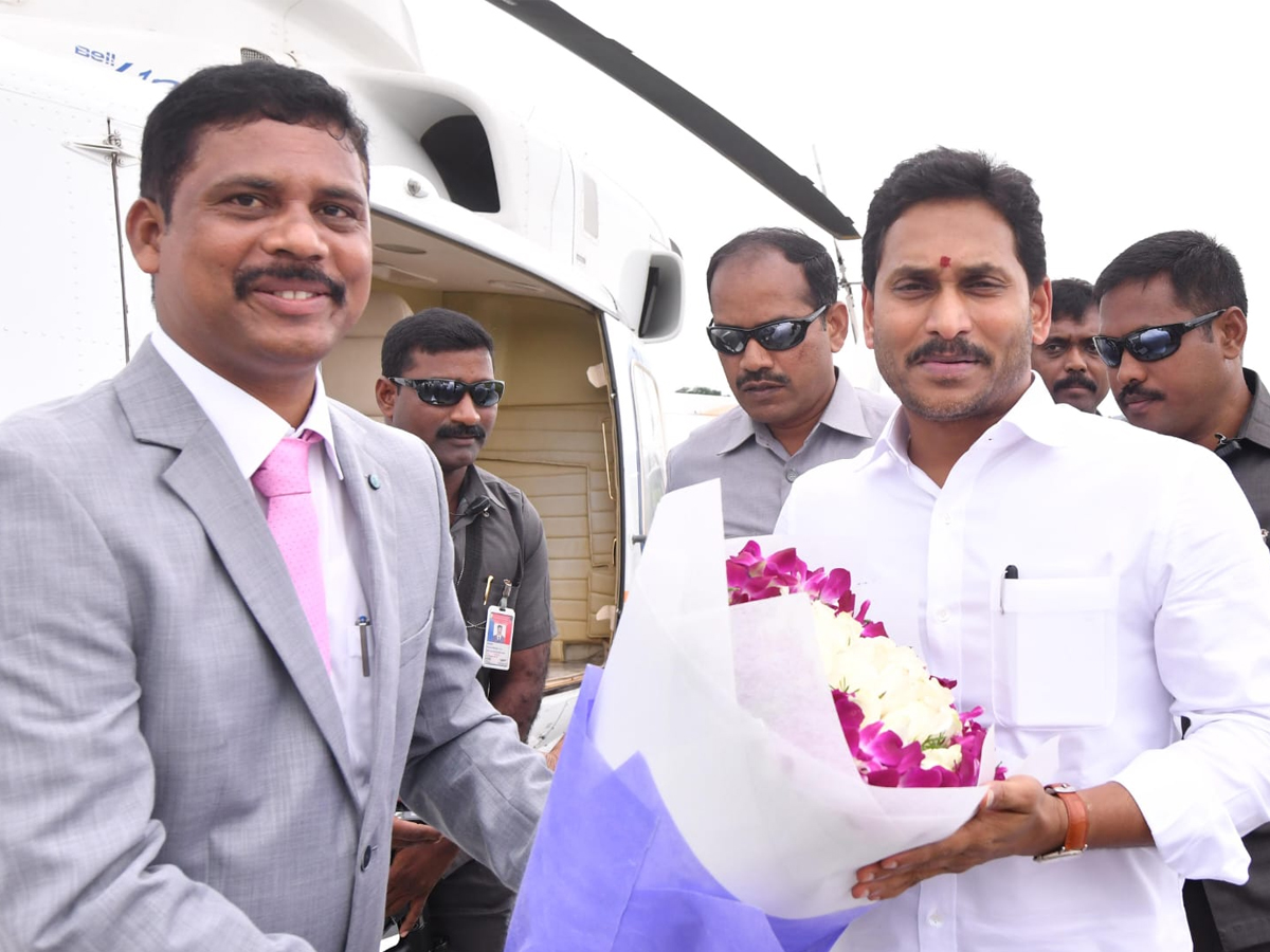 ysjagan-grand-welcome.jpg 2
