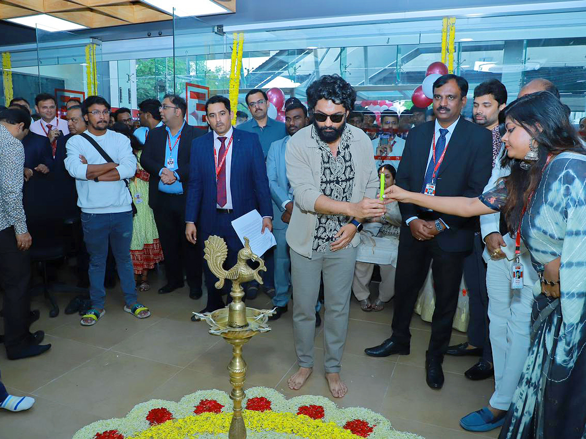 Nandamuri_20Kalyanram_20at_20IDFC_20Bank_20Regional_20Office_20Opening_20in_20Hyderabad_20Photos_3.jpg 4