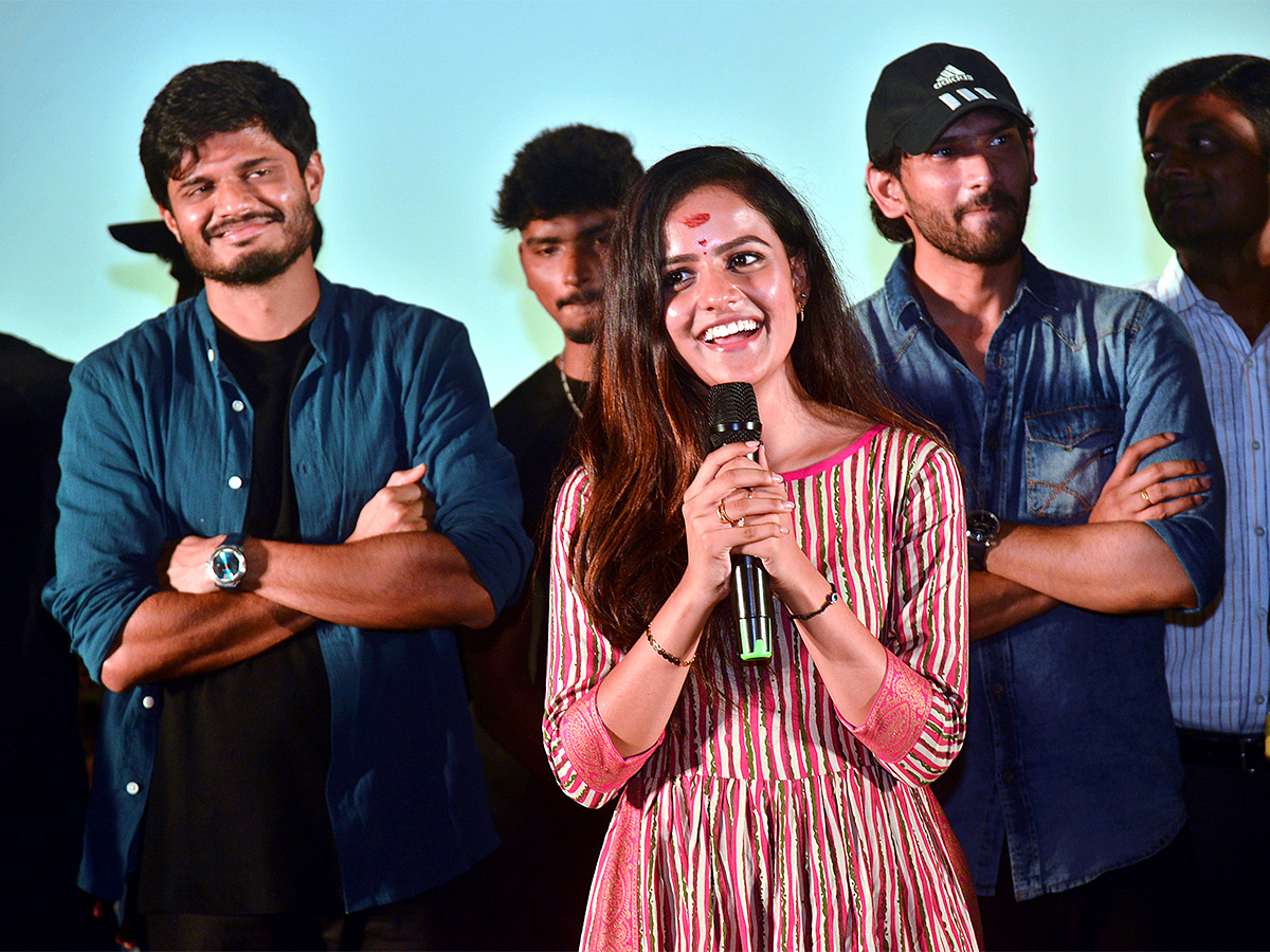 baby_20movie_20success_20celebrations_20in_20vijayawada-1.jpg 1